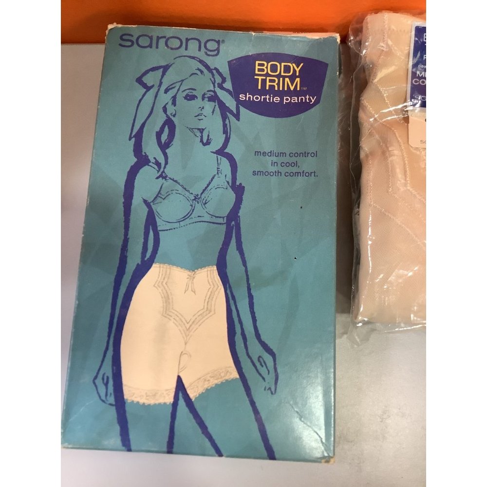 Vintage 1971 Sarong Deadstock/NIB Body Trim Shortie Panty/ Girdle
